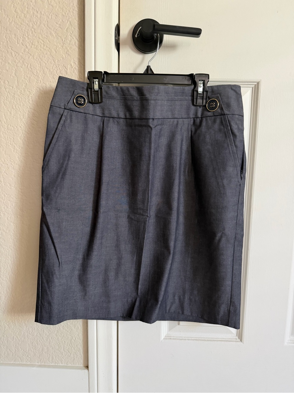 LOFT Women’s Dark Navy / Gray Button-Accent Pencil Skirt